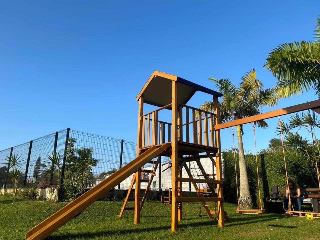 Appartamento Kitnet Flamingo 31B Matinhos Esterno foto