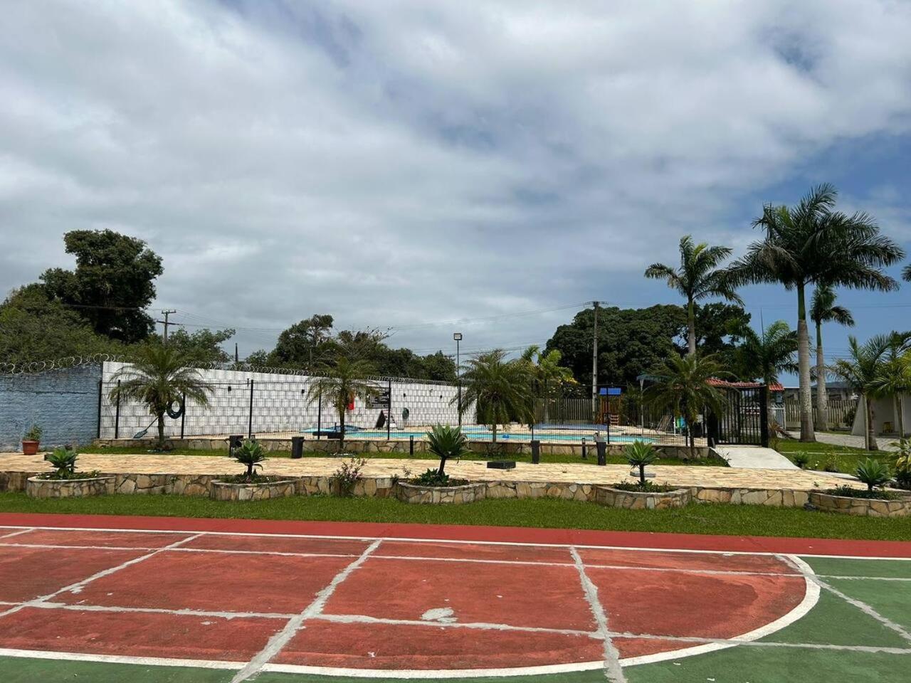 Appartamento Kitnet Flamingo 31B Matinhos Esterno foto